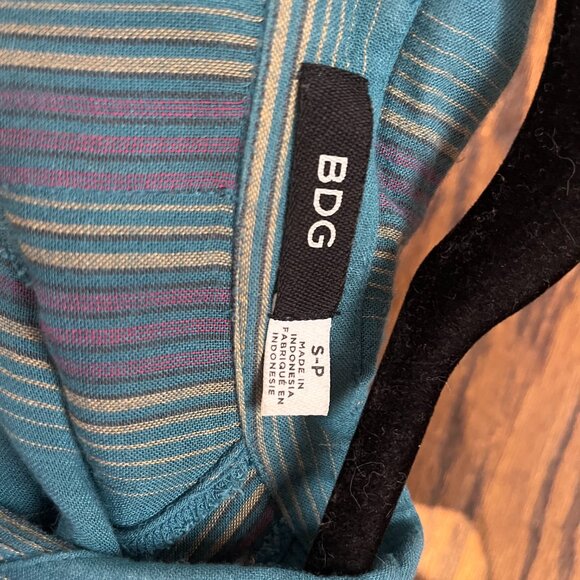 BDG button down shirt - Picture 3 of 3